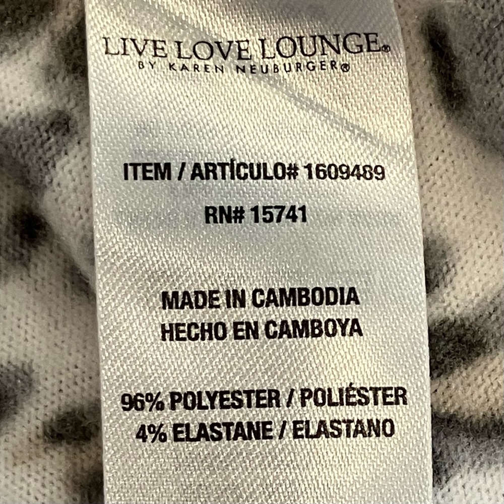 Leopard Print Pajamas Set - Picture 7 of 9